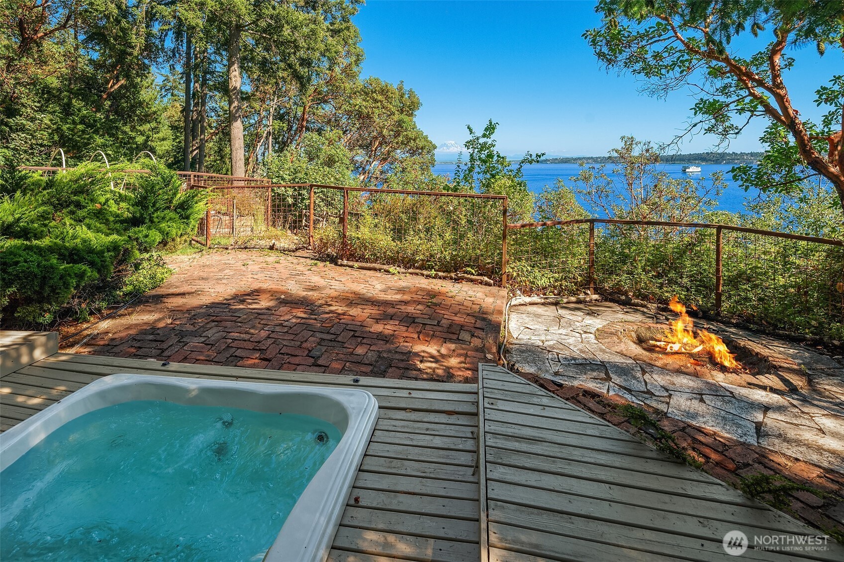 14101 Southwest Pohl Road, Unit 1 Vashon, WA 98070 - Photo 24 of 33