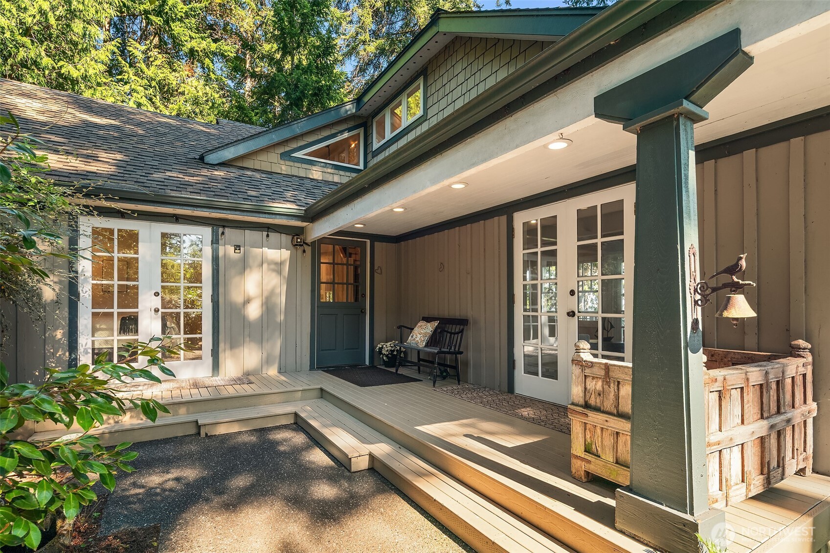 14101 Southwest Pohl Road, Unit 1 Vashon, WA 98070 - Photo 3 of 33