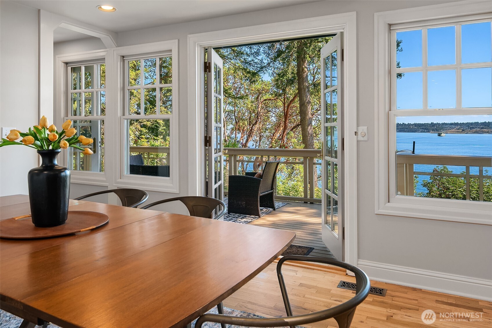 14101 Southwest Pohl Road, Unit 1 Vashon, WA 98070 - Photo 7 of 33
