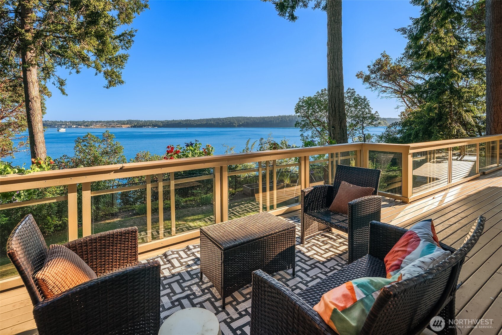 14101 Southwest Pohl Road, Unit 1 Vashon, WA 98070 - Photo 8 of 33