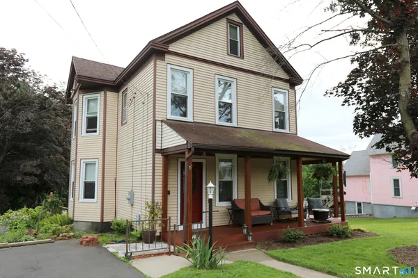 $380,000 | 90 Hayden Station Road, Windsor, CT 06095