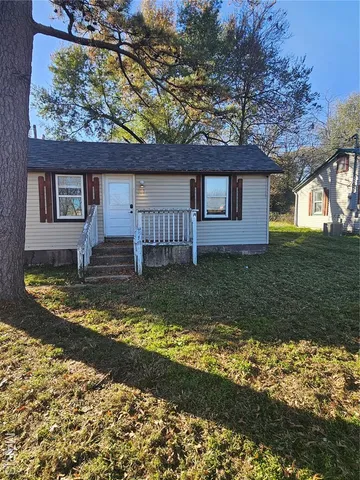$77,000 | 210 North Sloan Street, Lebanon, MO 65536