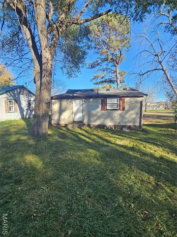 $77,000 | 210 North Sloan Street, Lebanon, MO 65536