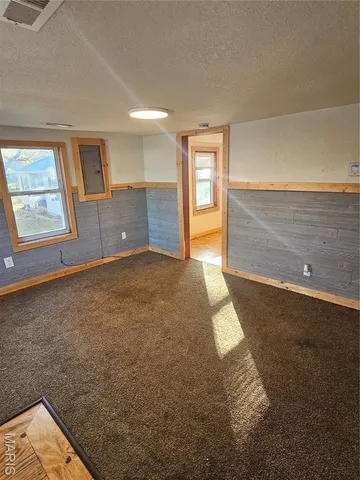 $77,000 | 210 North Sloan Street, Lebanon, MO 65536