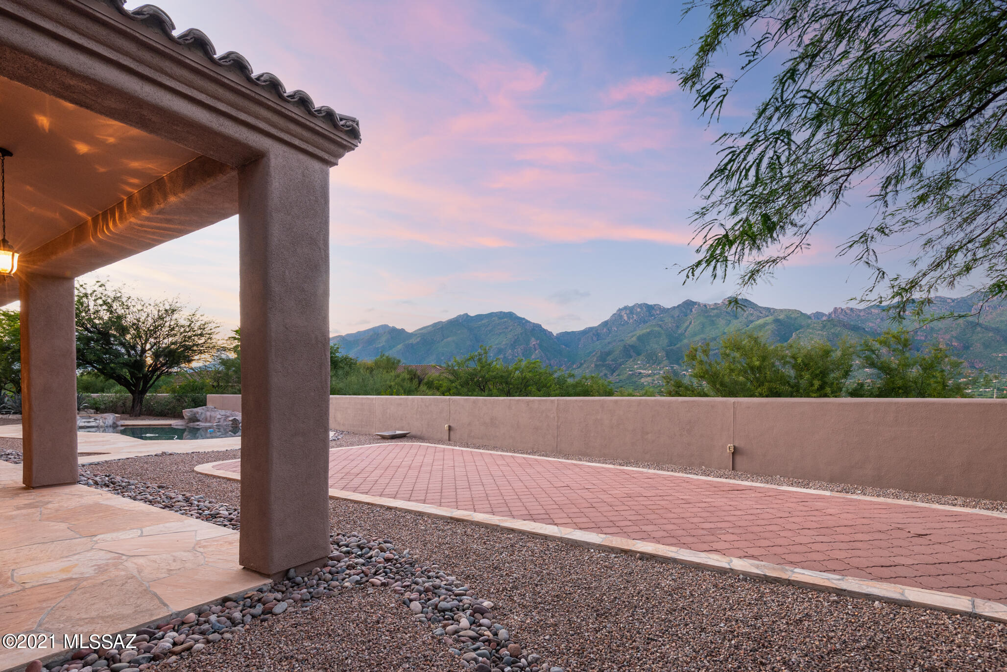 6954 East Gate Ridge Place Tucson, AZ 85750 - Photo 2 of 40 Gallery Image 2