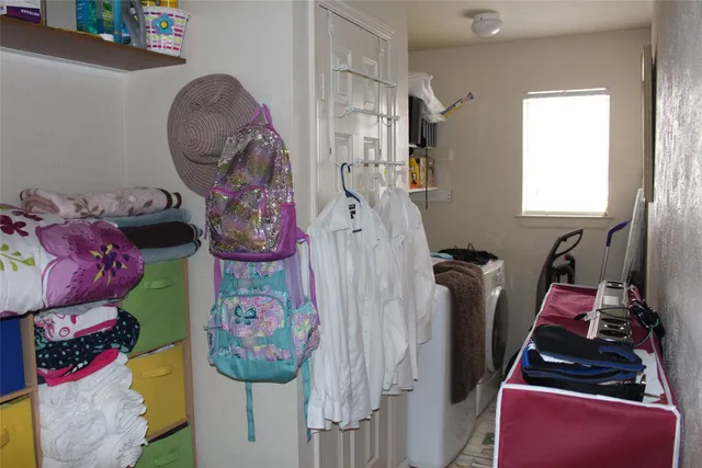 $2,200 | 7063 River Garden Drive, Houston, TX 77095