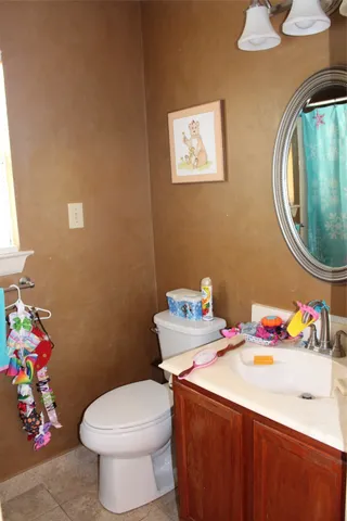 $2,200 | 7063 River Garden Drive, Houston, TX 77095