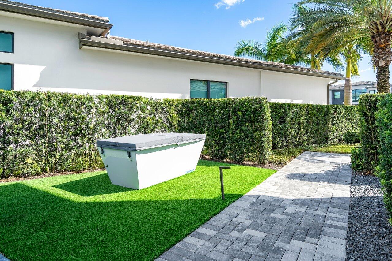 9673 Vescovato Way Boca Raton, FL 33496 - Photo 65 of 93 Cold Plunge