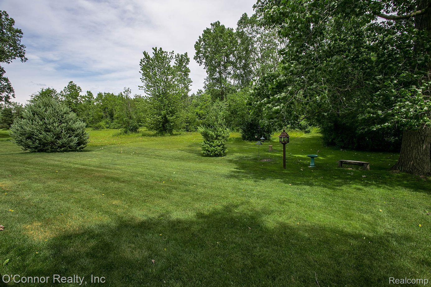 137 Rella Rae Avenue Marysville, MI 48040 - Photo 37 of 38