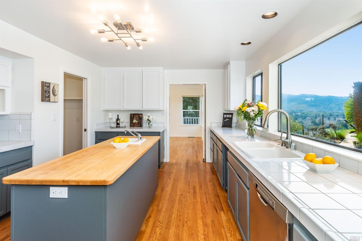 104 Bryan Drive Novato, CA 94945 - Photo 15 of 38