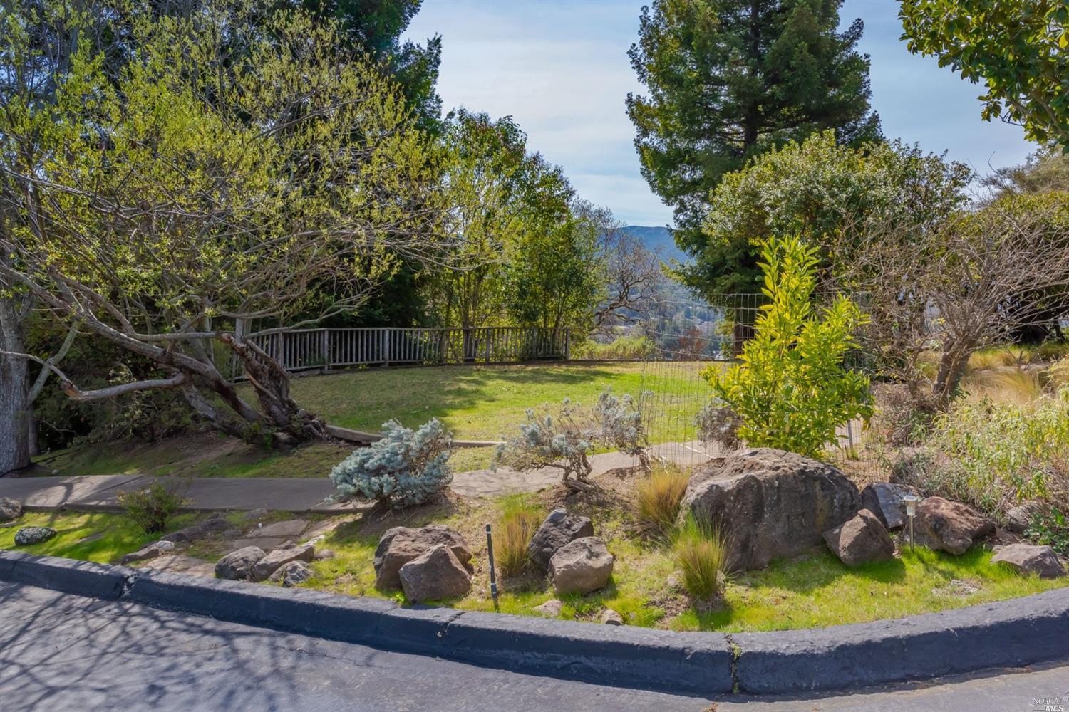 104 Bryan Drive Novato, CA 94945 - Photo 3 of 38