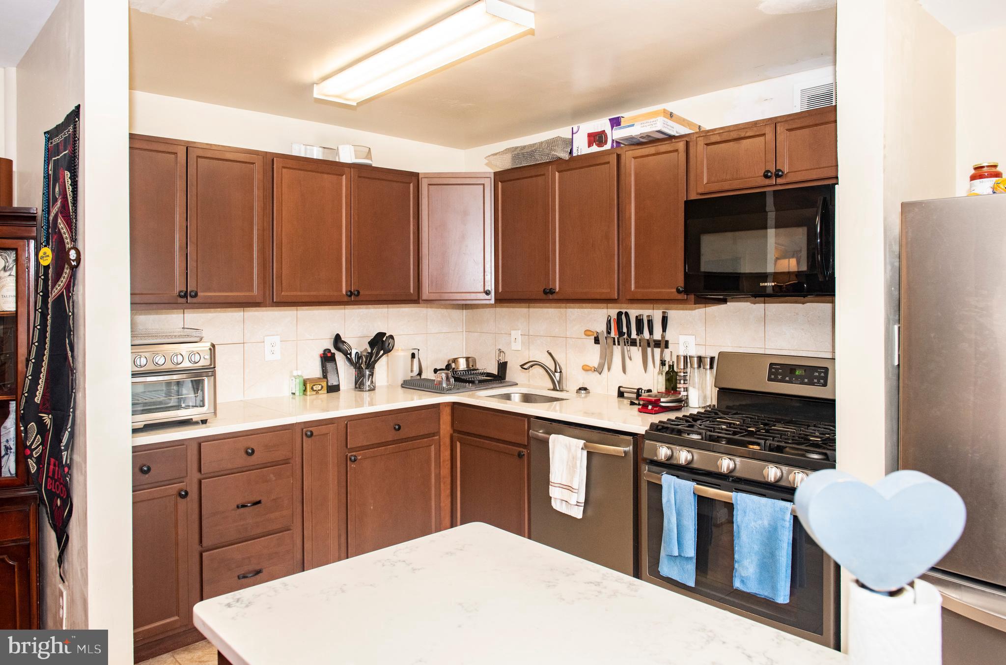 4313 Knox Road, Unit 302 College Park, MD 20740 - Photo 11 of 36