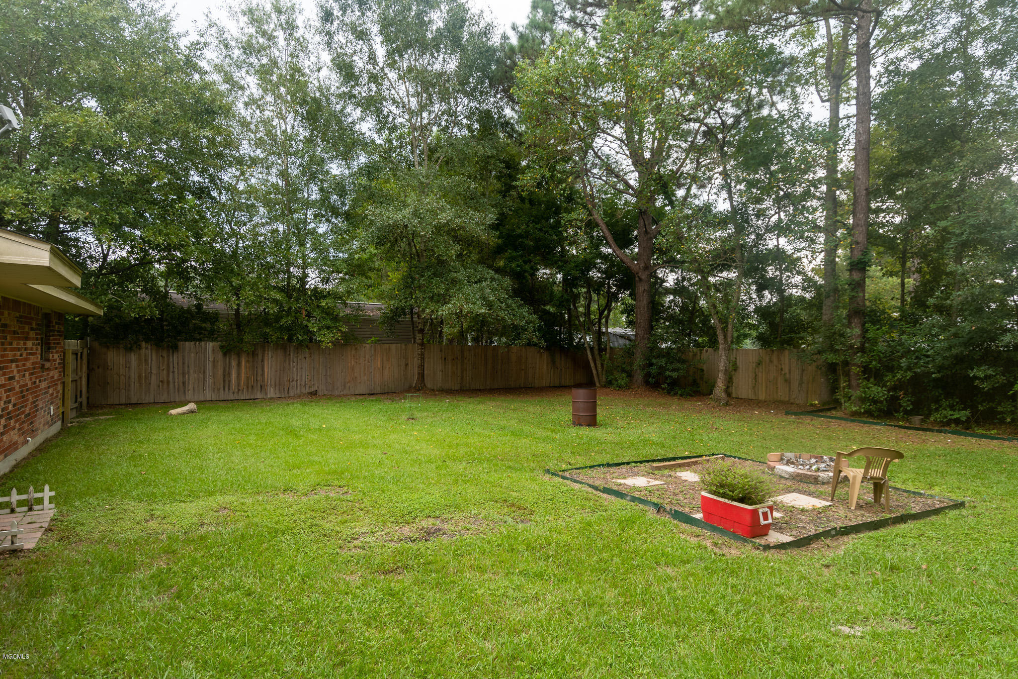 42 Oliver Davis Road Picayune, MS 39466 - Photo 14 of 14 Fenced yard