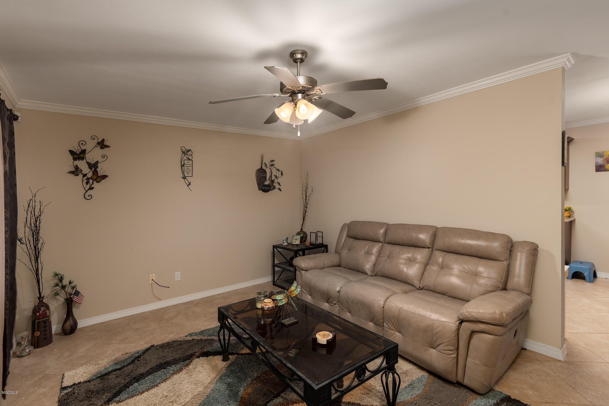 42 Oliver Davis Road Picayune, MS 39466 - Photo 4 of 14 Living