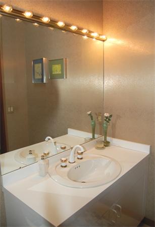 39 Solomon Pierce Road Lexington, MA 02420 - Photo 15 of 19 Gallery Image 15