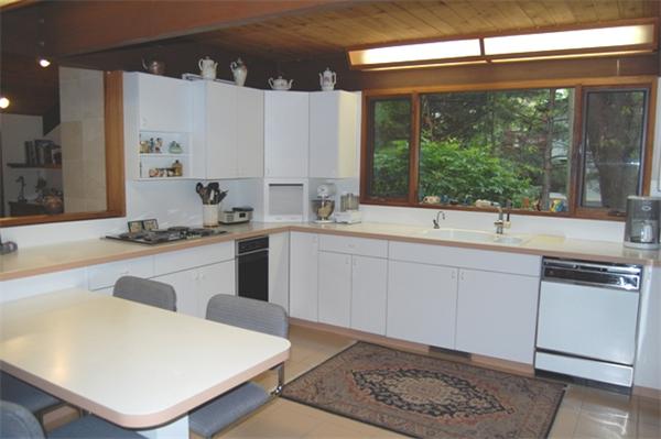 39 Solomon Pierce Road Lexington, MA 02420 - Photo 7 of 19 Gallery Image 7