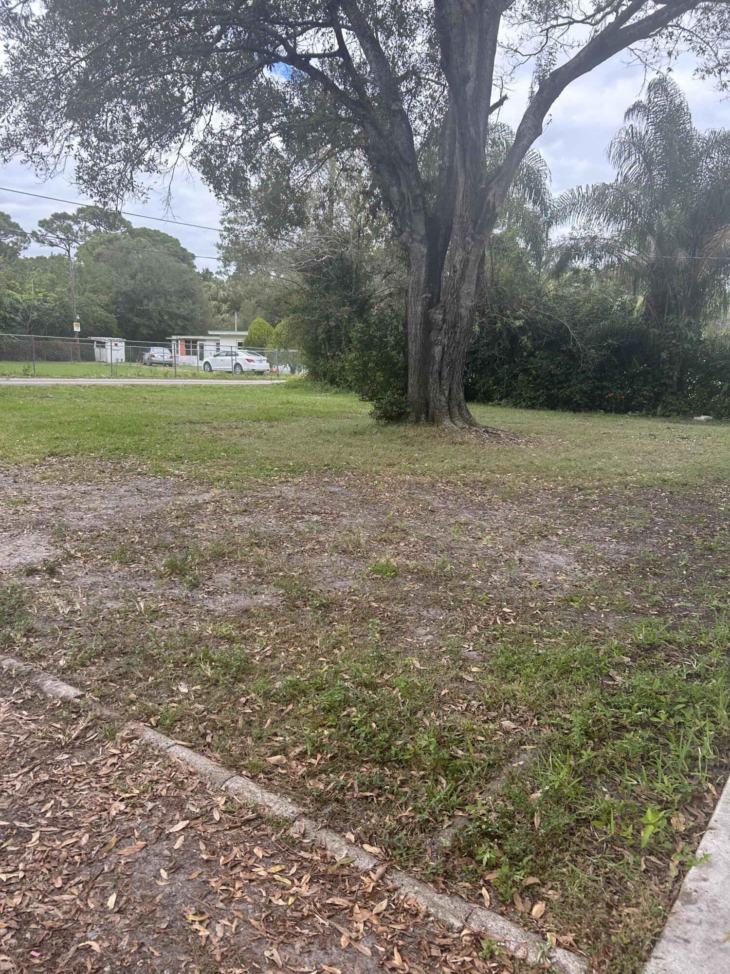 4170 Lebanon Road Fort Pierce, FL 34982 - Photo 4 of 11 IMG_6969