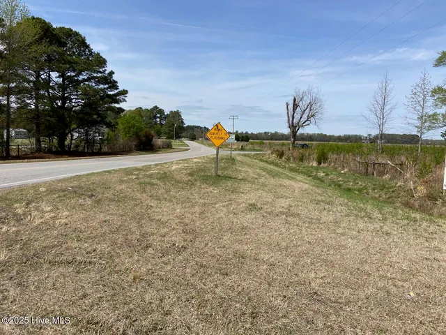 $323,000 | 144 Horseshoe Road, South Mills, NC 27976