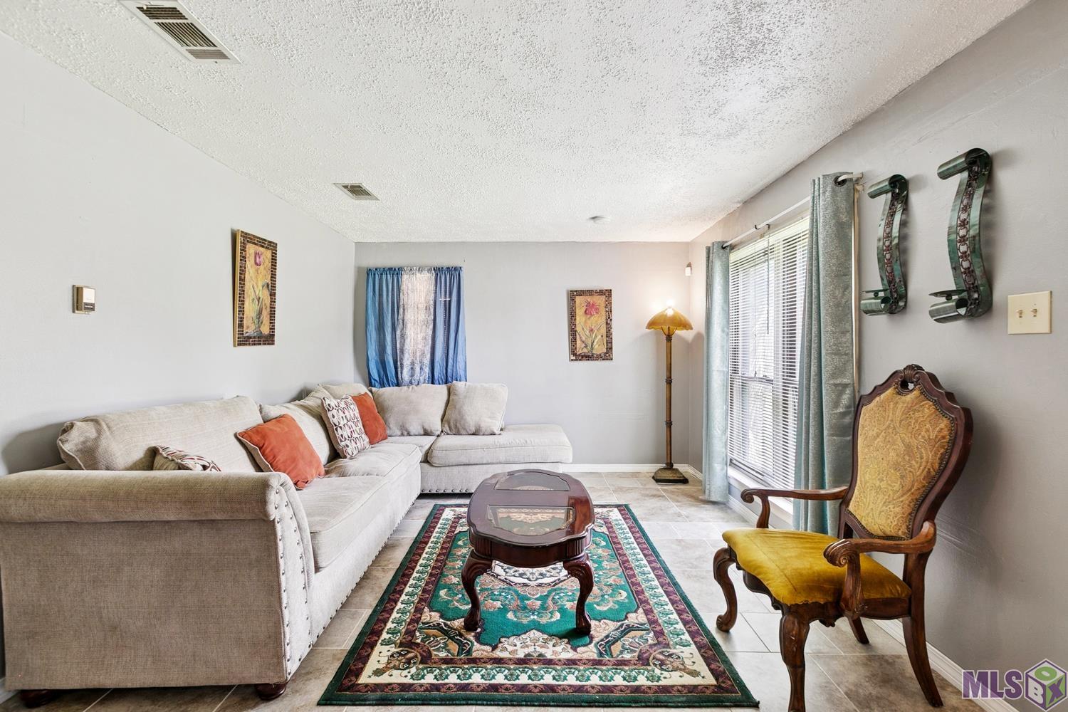 2799 72nd Avenue Baton Rouge, LA 70807 - Photo 3 of 8 Gallery Image 3