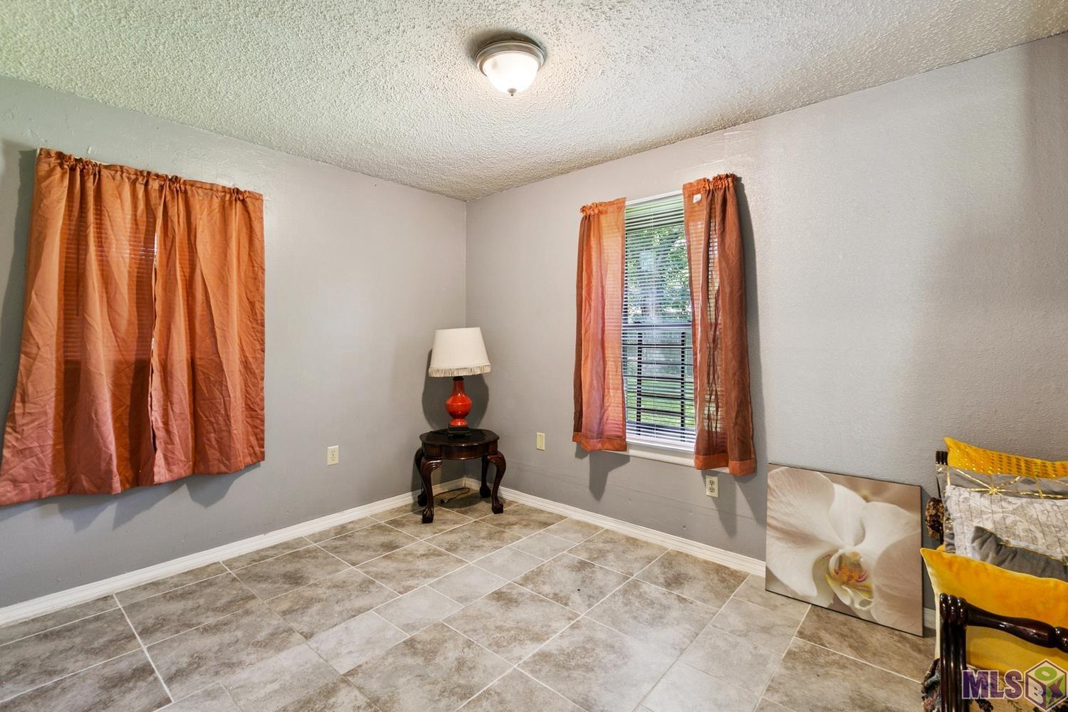 2799 72nd Avenue Baton Rouge, LA 70807 - Photo 7 of 8 Gallery Image 7