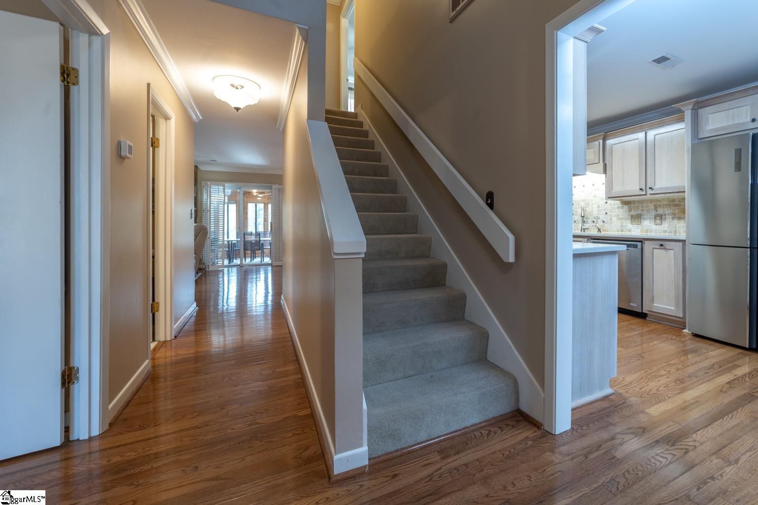 218 Goldfinch Circle Greer, SC 29650 - Photo 3 of 30