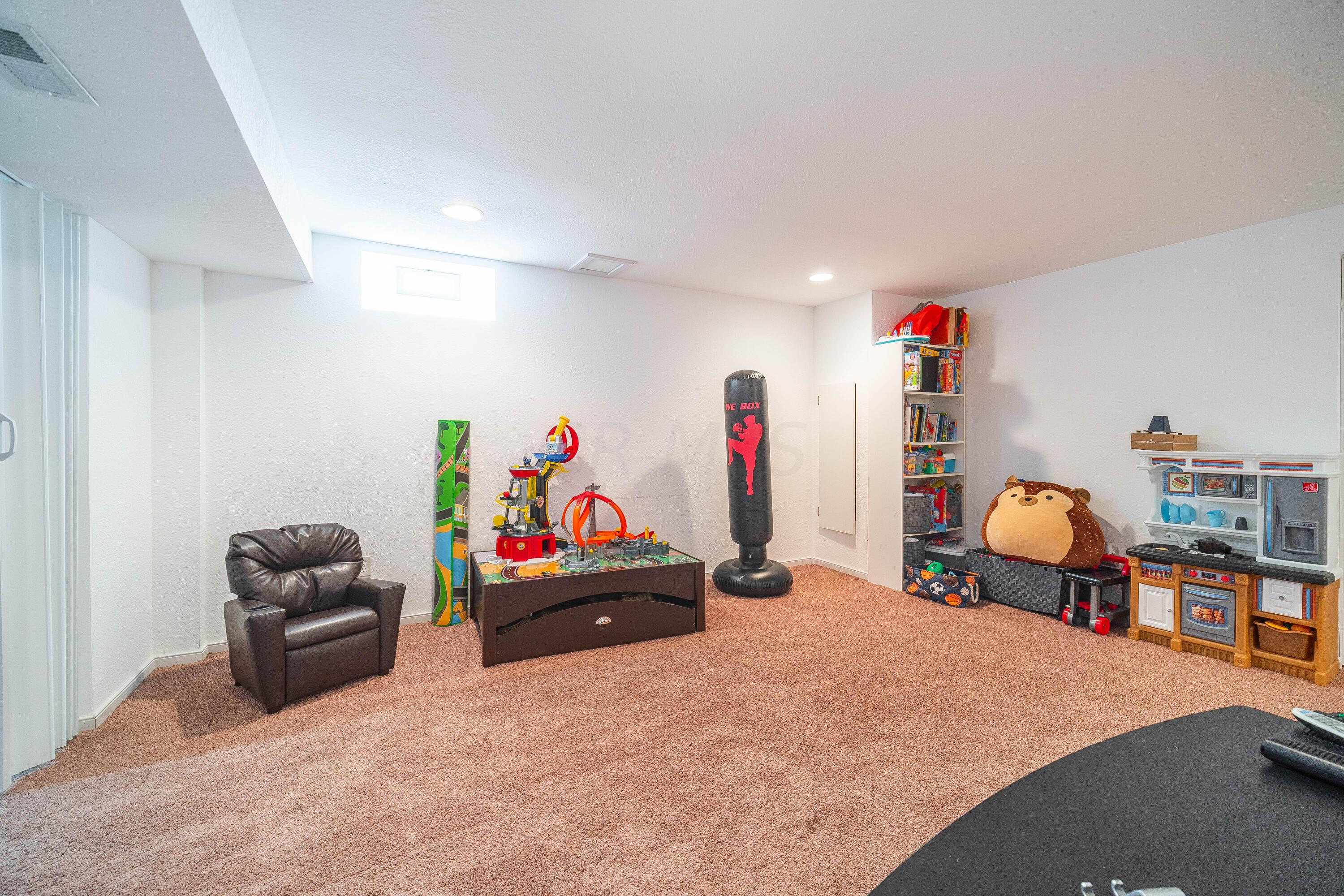 2743 Barrows Road Columbus, OH 43232 - Photo 55 of 57 2743 Barrows Rd-64