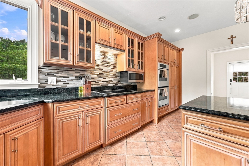 8 Juniper Road Upton, MA 01568 - Photo 13 of 40 Gallery Image 13