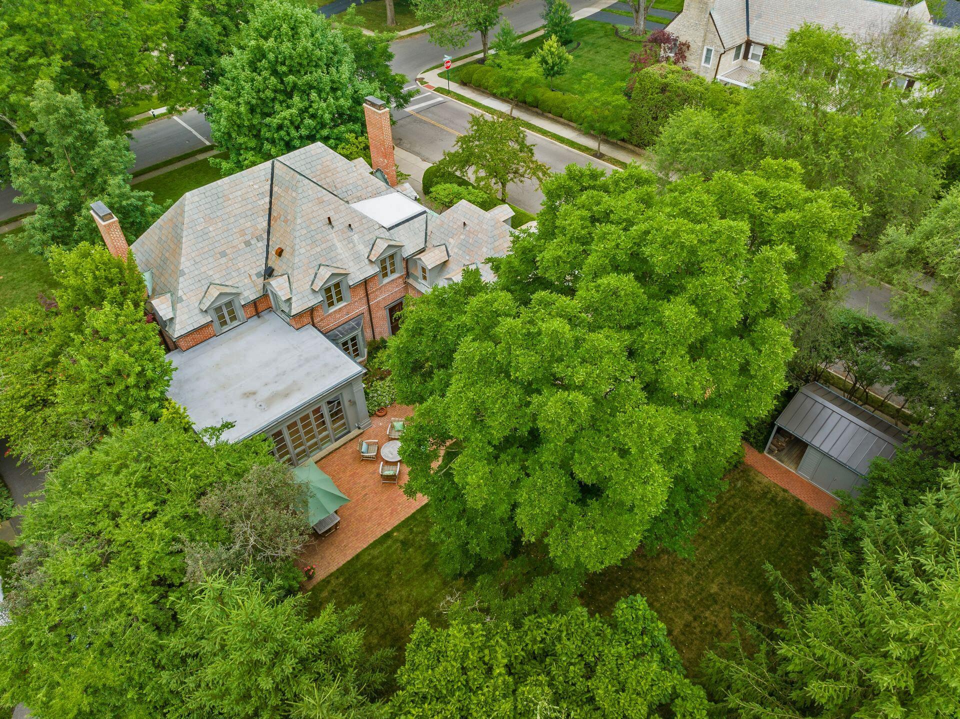 180 Ashbourne Road Columbus, OH 43209 - Photo 59 of 62 Aerial View