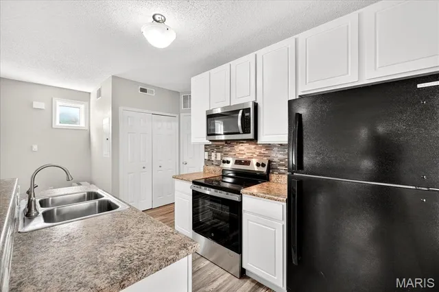 $169,000 | 3410 East Lime Kiln, Unit A, St. Charles, MO 63301