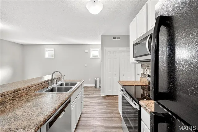 $169,000 | 3410 East Lime Kiln, Unit A, St. Charles, MO 63301