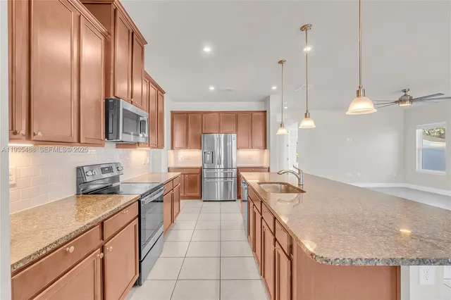 $3,100 | 303 August Fern Loop, Mount Dora, FL 32757