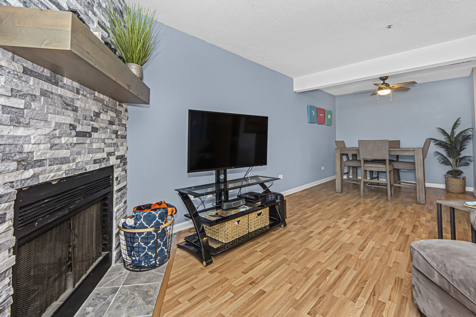 780 Weidner Road, Unit 203 Buffalo Grove, IL 60089 - Photo 5 of 16 Gallery Image 5