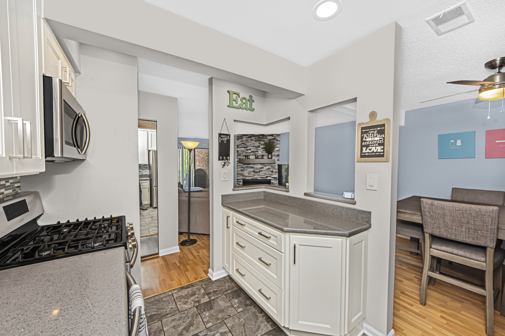 780 Weidner Road, Unit 203 Buffalo Grove, IL 60089 - Photo 9 of 16 Gallery Image 9