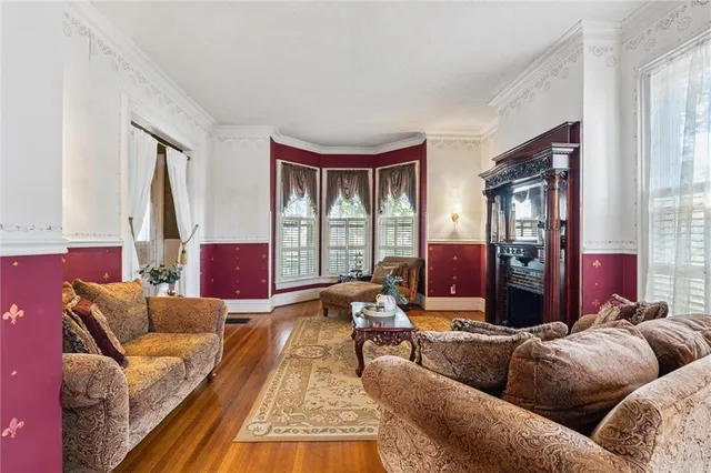 $475,000 | 309 North Esplanade Street, Leavenworth, KS 66048