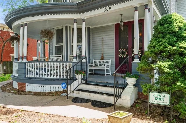 $475,000 | 309 North Esplanade Street, Leavenworth, KS 66048