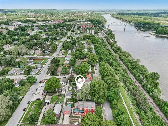 $475,000 | 309 North Esplanade Street, Leavenworth, KS 66048