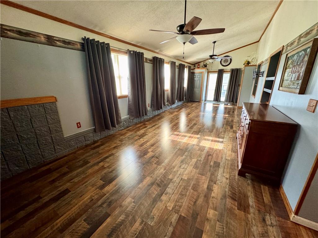 708 Jackson Road Apollo, PA 15613 - Photo 13 of 26