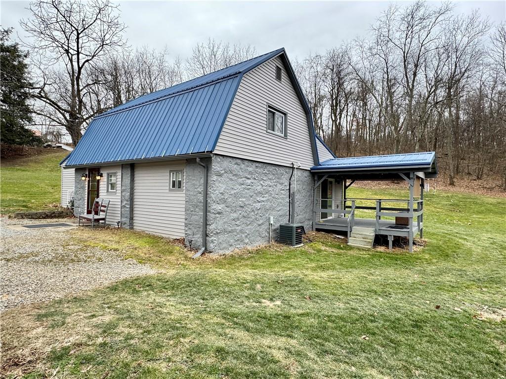 708 Jackson Road Apollo, PA 15613 - Photo 3 of 26
