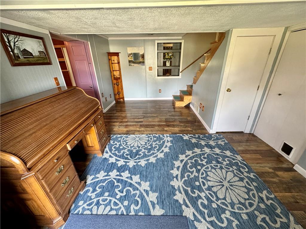 708 Jackson Road Apollo, PA 15613 - Photo 5 of 26