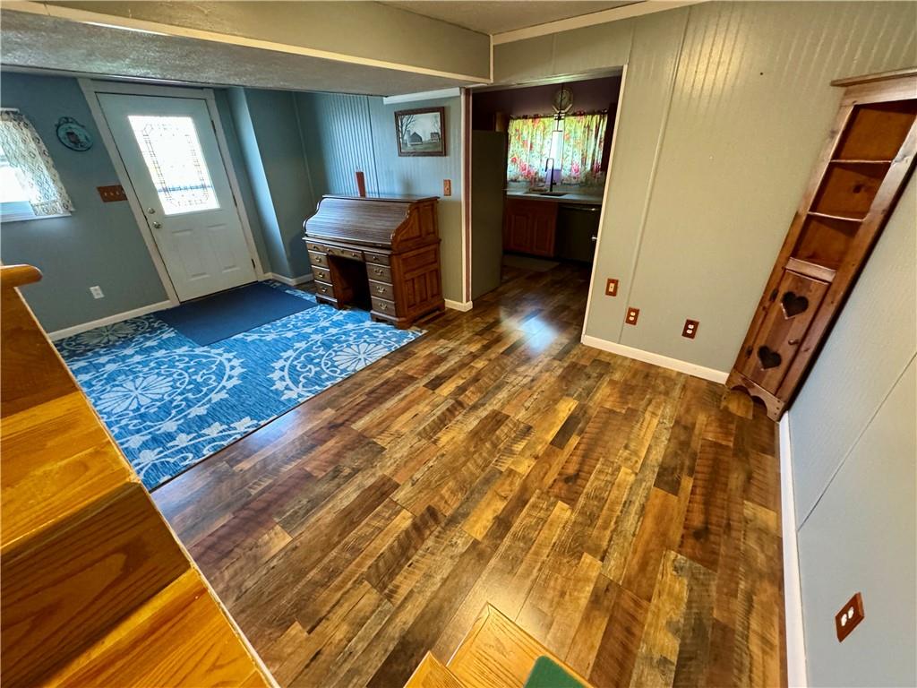 708 Jackson Road Apollo, PA 15613 - Photo 7 of 26