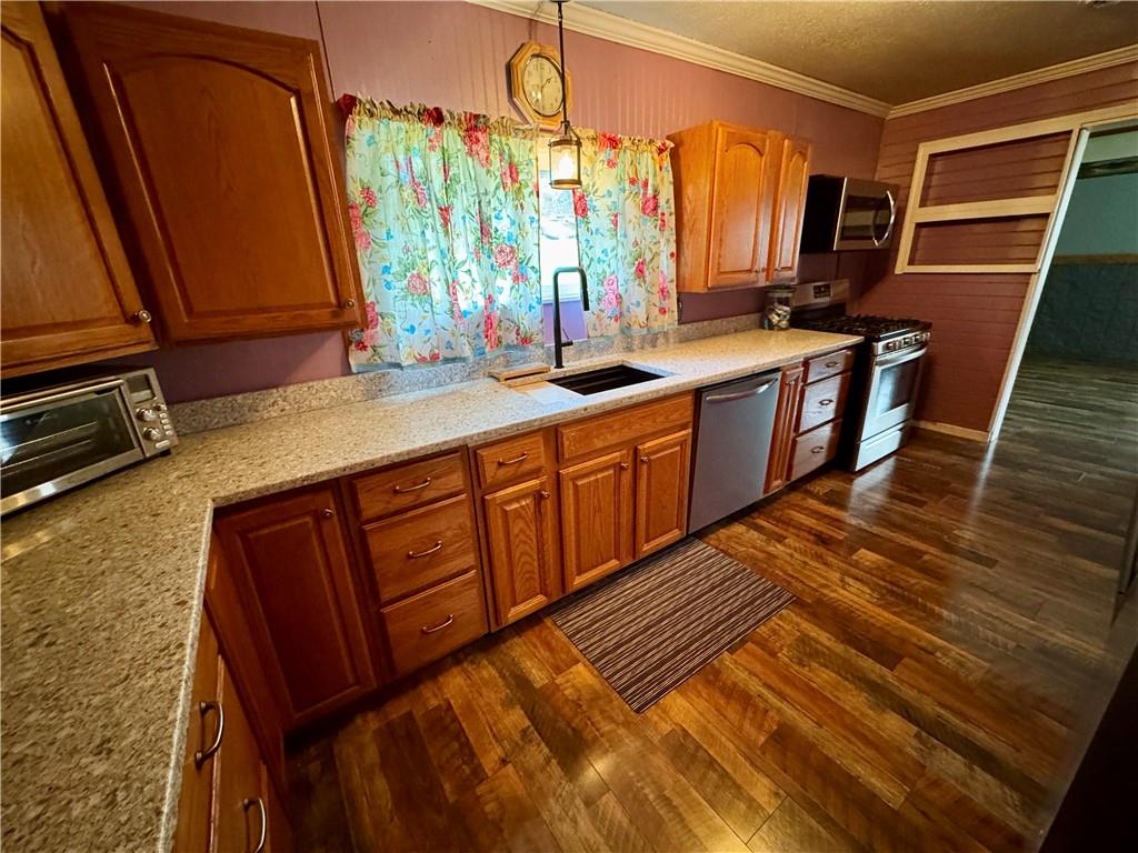 708 Jackson Road Apollo, PA 15613 - Photo 8 of 26