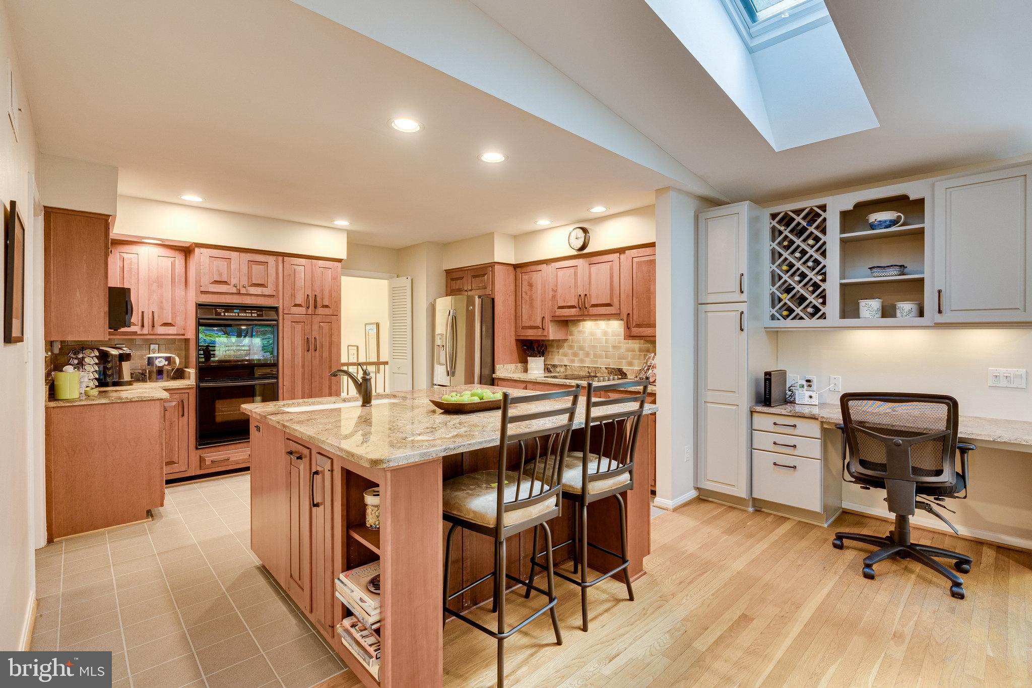 11605 Vale Road Oakton, VA 22124 - Photo 1 of 68 Gallery Image 1