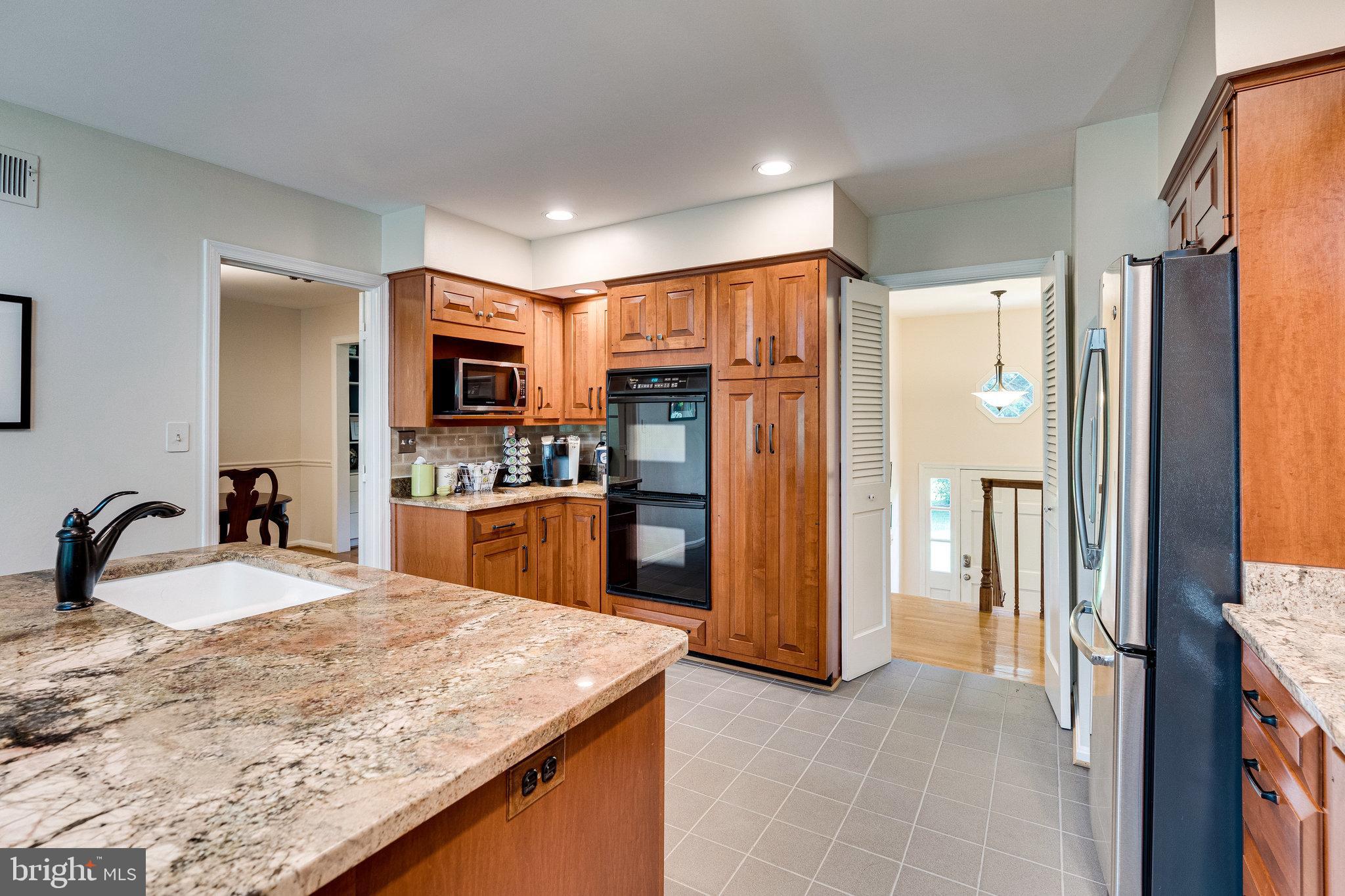 11605 Vale Road Oakton, VA 22124 - Photo 12 of 68 Double Ovens, Microwave & Perfect Coffee Bar