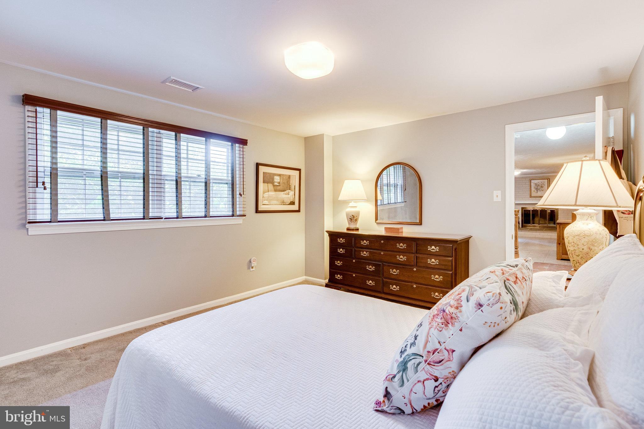 11605 Vale Road Oakton, VA 22124 - Photo 42 of 68 Bedroom #3