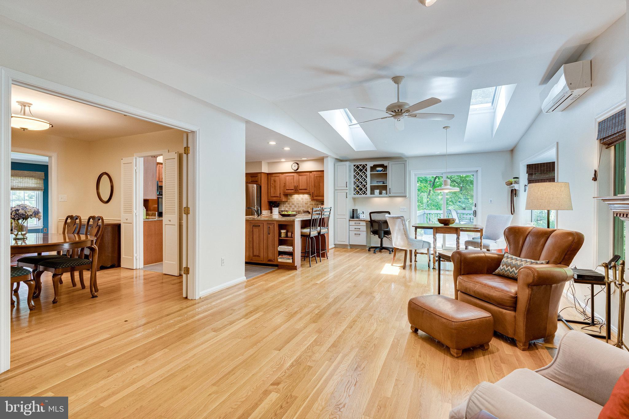 11605 Vale Road Oakton, VA 22124 - Photo 6 of 68 Formal Dining & Gourmet Kitchen off Great Room