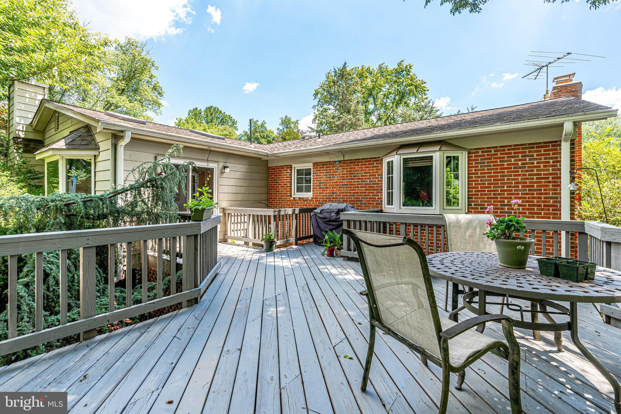 11605 Vale Road Oakton, VA 22124 - Photo 55 of 68 Gallery Image 55