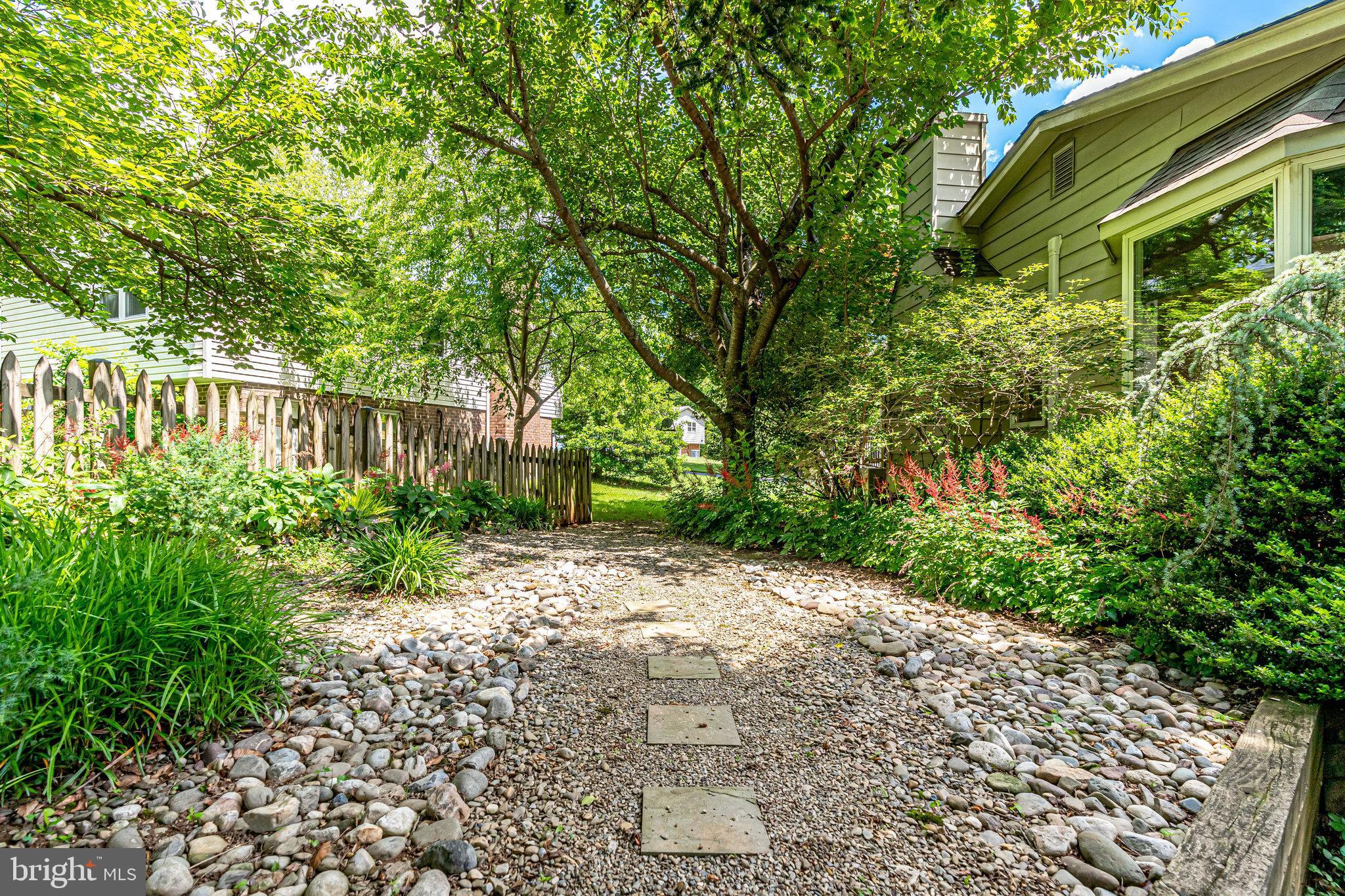 11605 Vale Road Oakton, VA 22124 - Photo 68 of 68 Side Garden Leading to Driveway