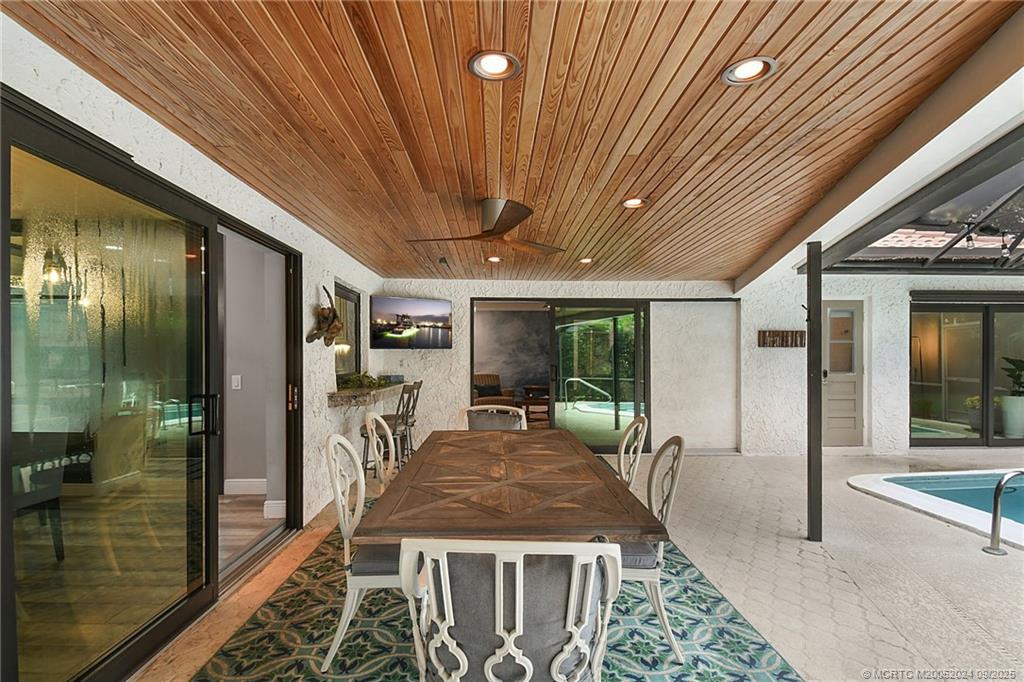 6 Copaire Road Sewall's Point, FL 34996 - Photo 19 of 76 a very nice looking room with a large window