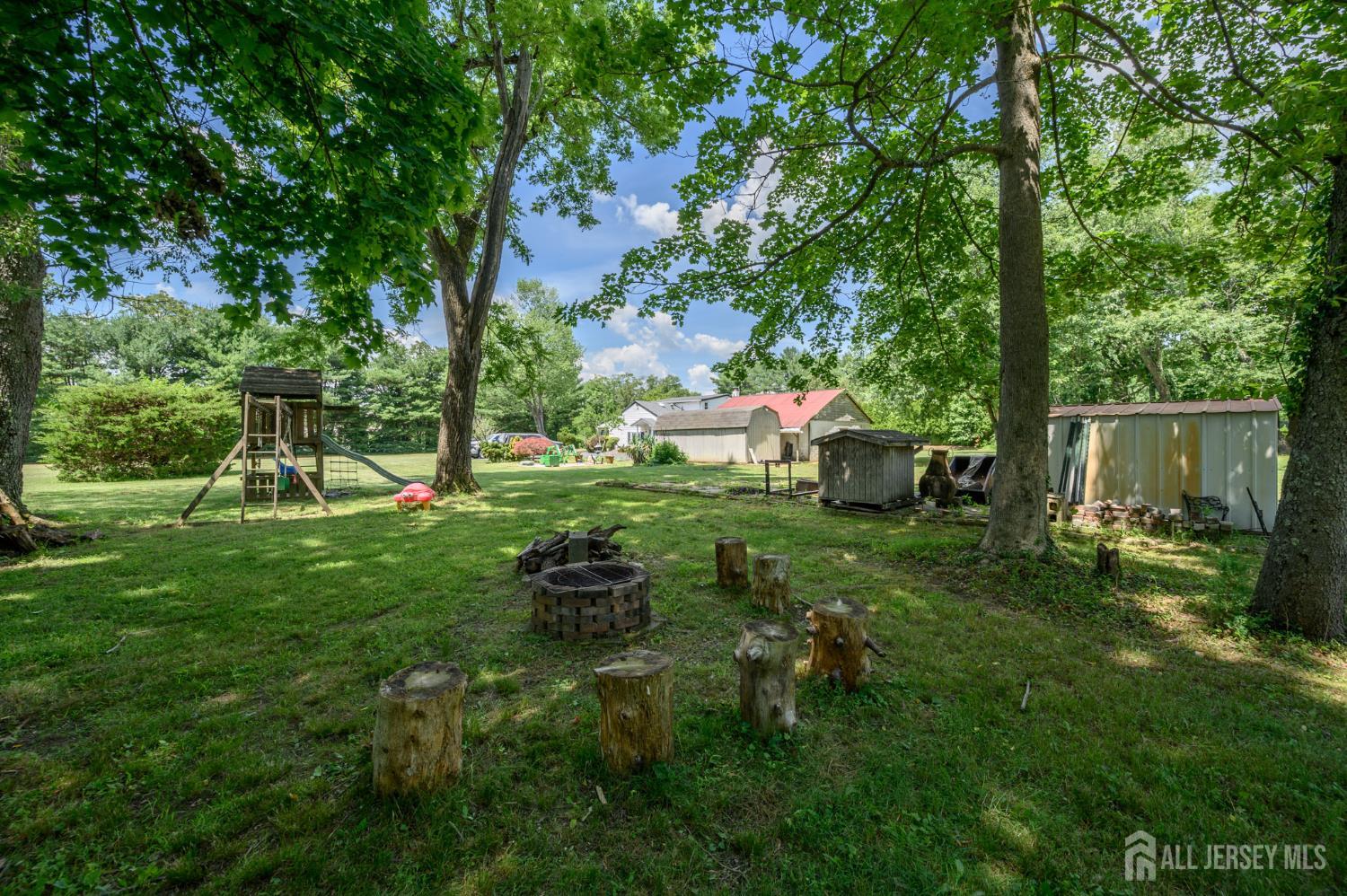 482 Stagecoach Road Millstone Township, NJ 08510 - Photo 27 of 45