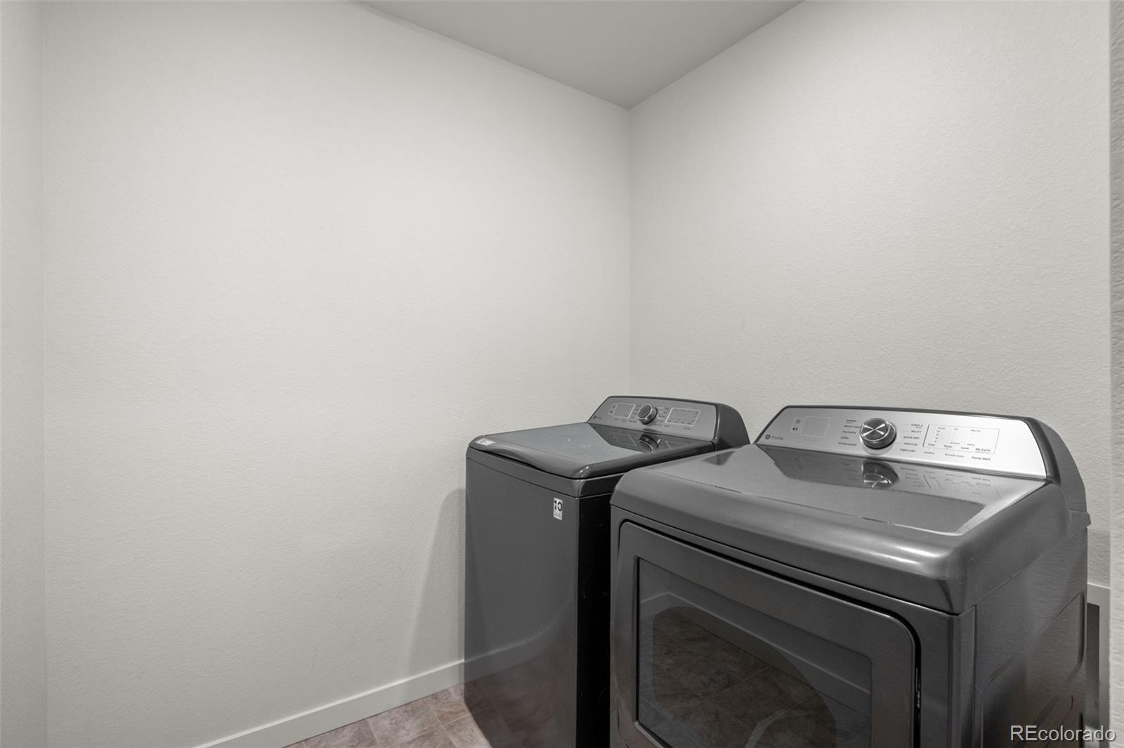 146 Racer Street Bennett, CO 80102 - Photo 31 of 44